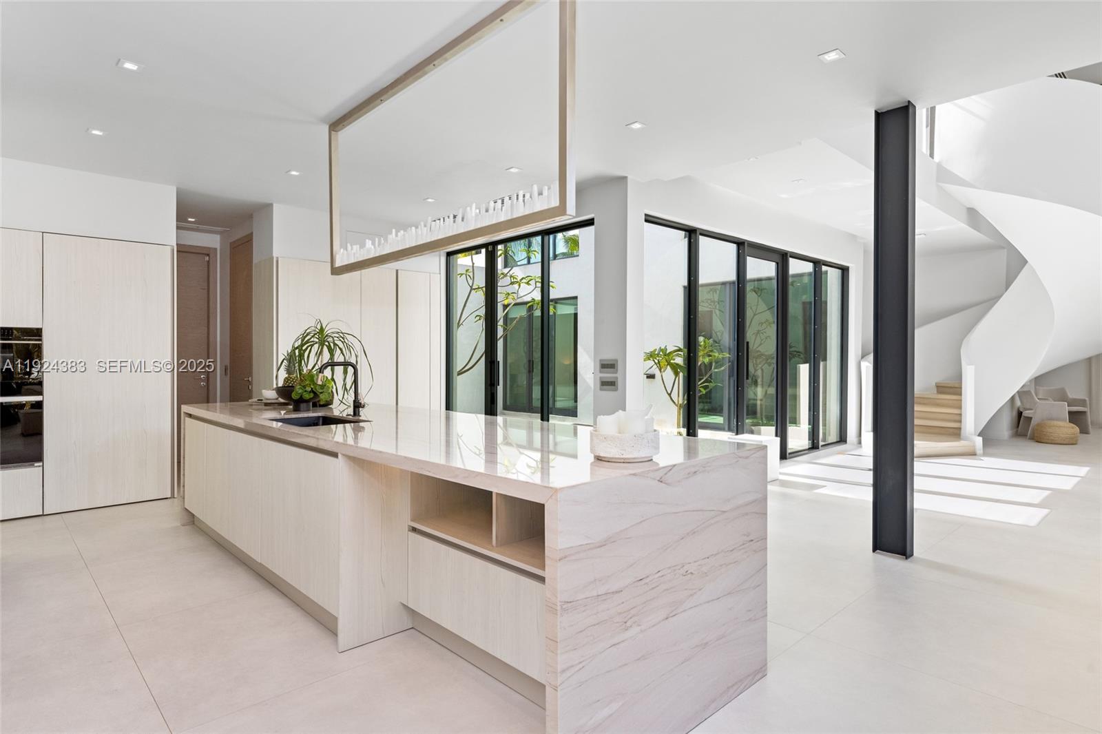 BELLE MEADE 1ST ADDN - Residential Lease