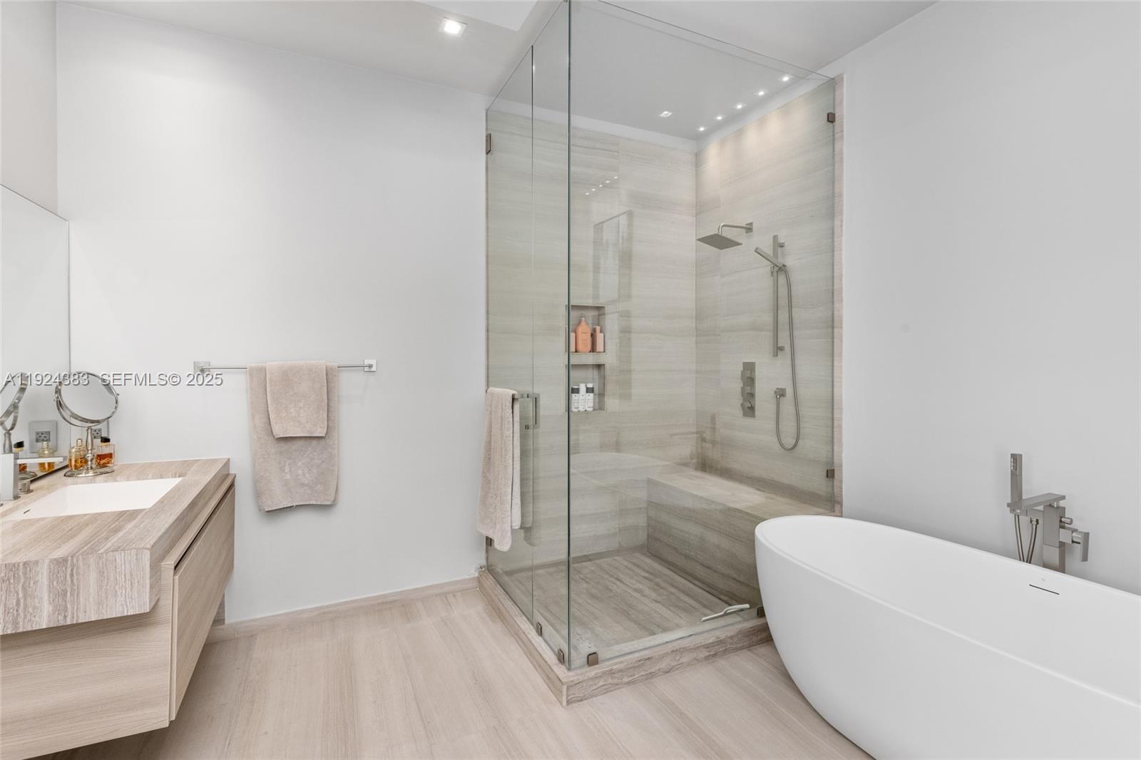 BELLE MEADE 1ST ADDN - Residential Lease