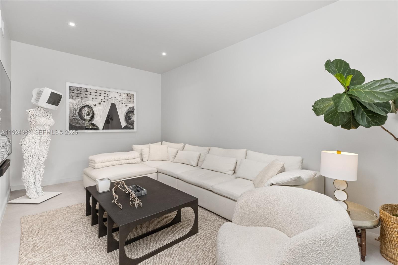 BELLE MEADE 1ST ADDN - Residential Lease