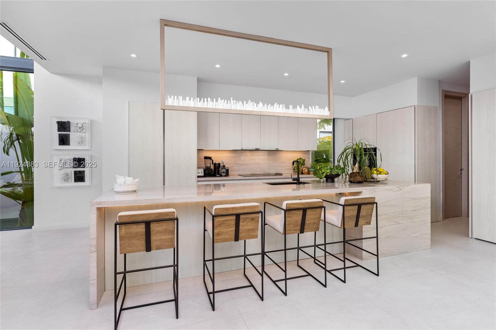 BELLE MEADE 1ST ADDN - Residential Lease