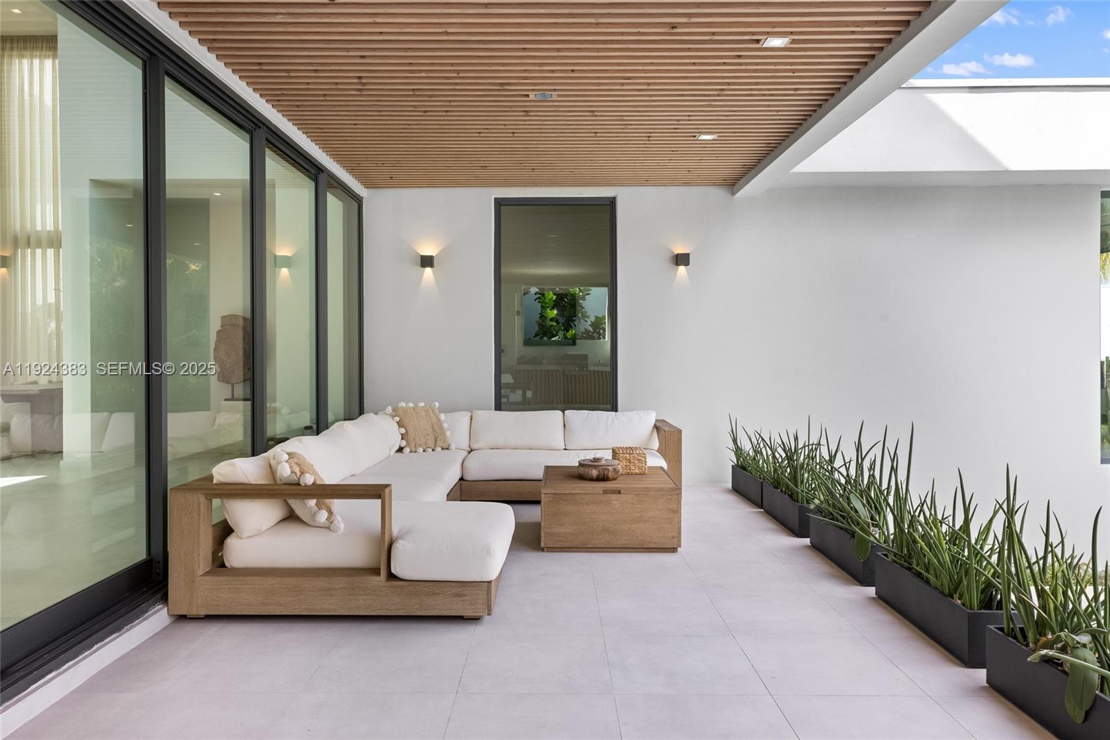 BELLE MEADE 1ST ADDN - Residential Lease