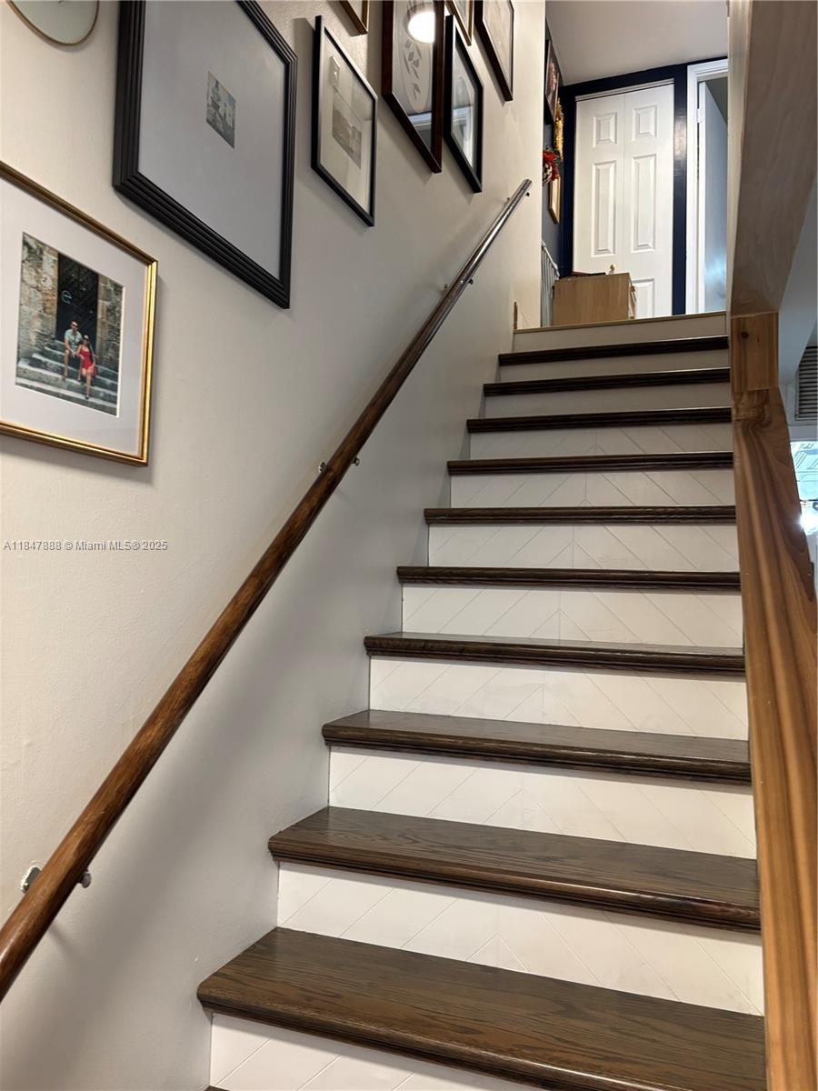 RACQUET CLUB - Residential