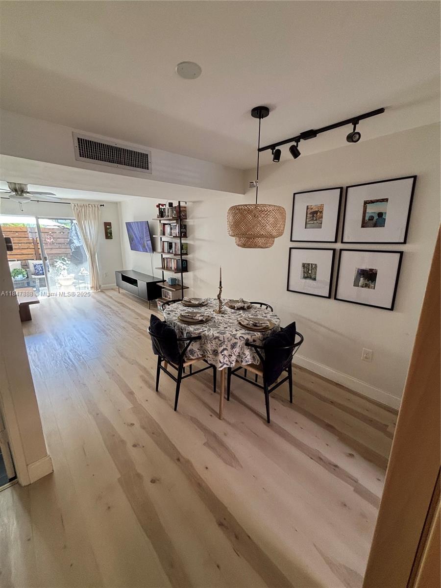 RACQUET CLUB - Residential