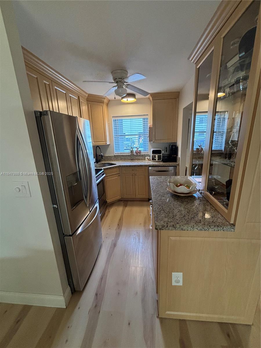 RACQUET CLUB - Residential