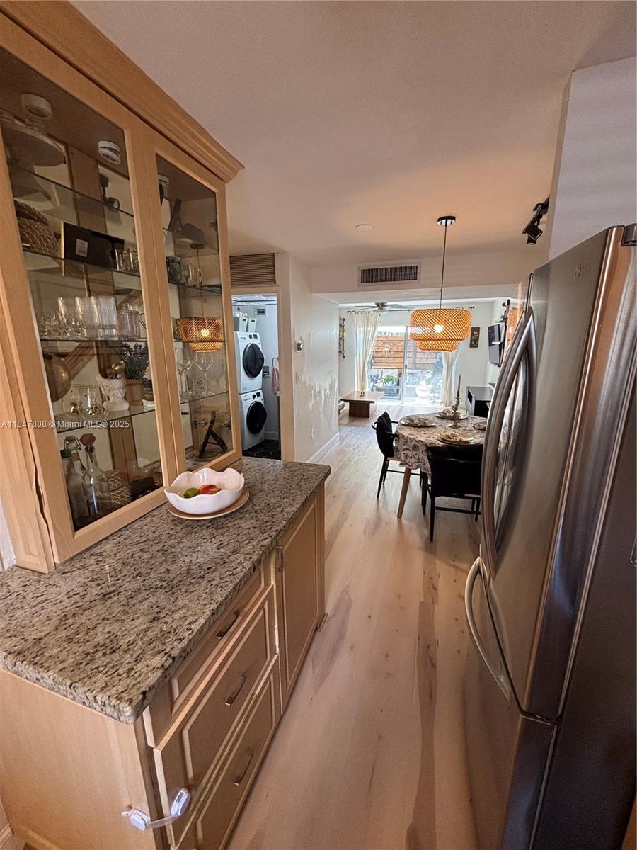 RACQUET CLUB - Residential