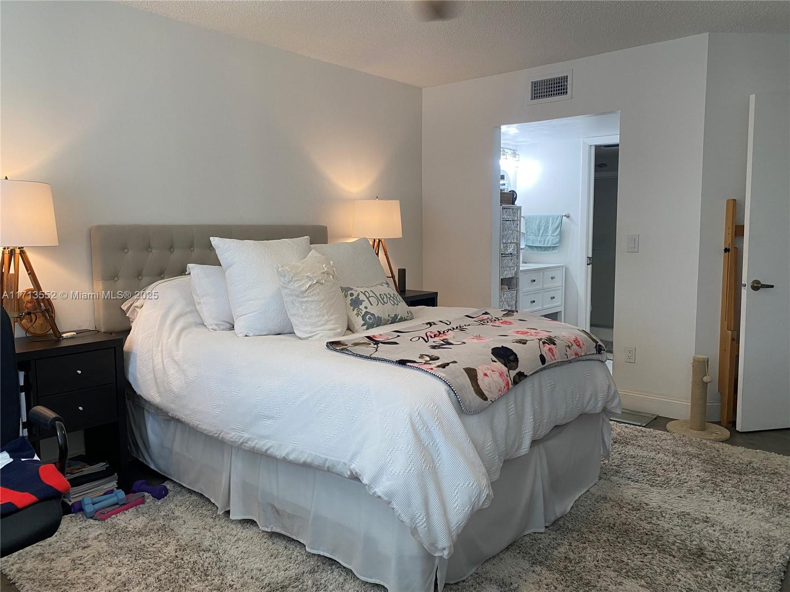 KEYS GATE CONDO NO SEVEN - Residential