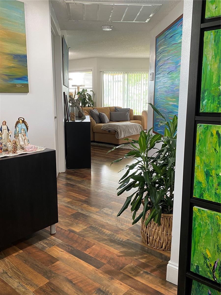 KEYS GATE CONDO NO SEVEN - Residential