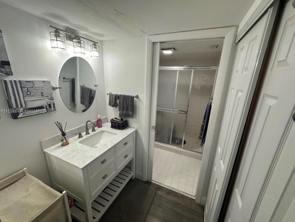 KEYS GATE CONDO NO SEVEN - Residential