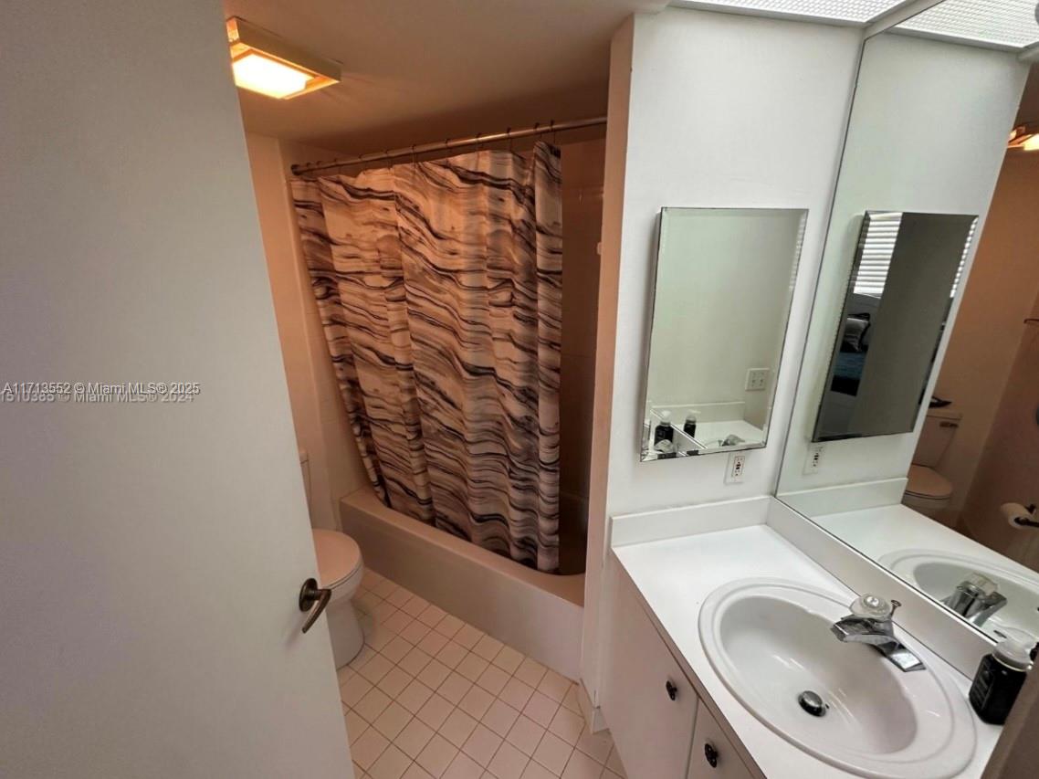 KEYS GATE CONDO NO SEVEN - Residential
