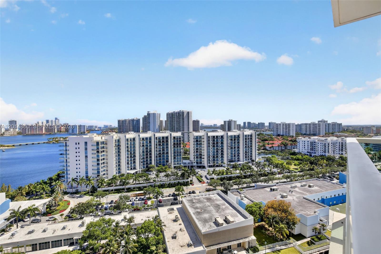 AVENTURA MARINA CONDO NUM - Residential