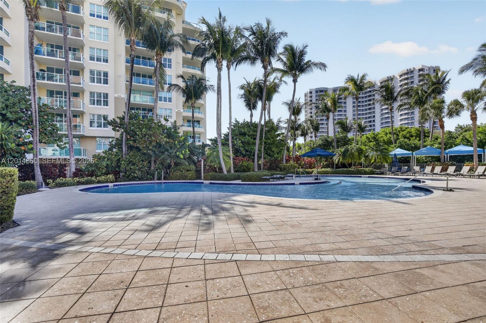 AVENTURA MARINA CONDO NUM - Residential