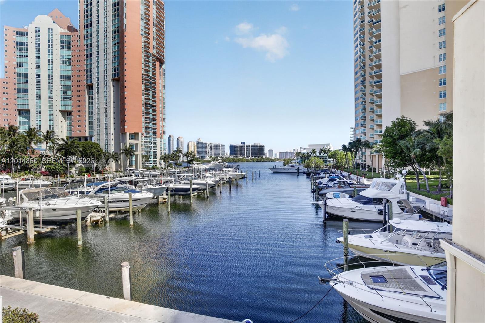 AVENTURA MARINA CONDO NUM - Residential