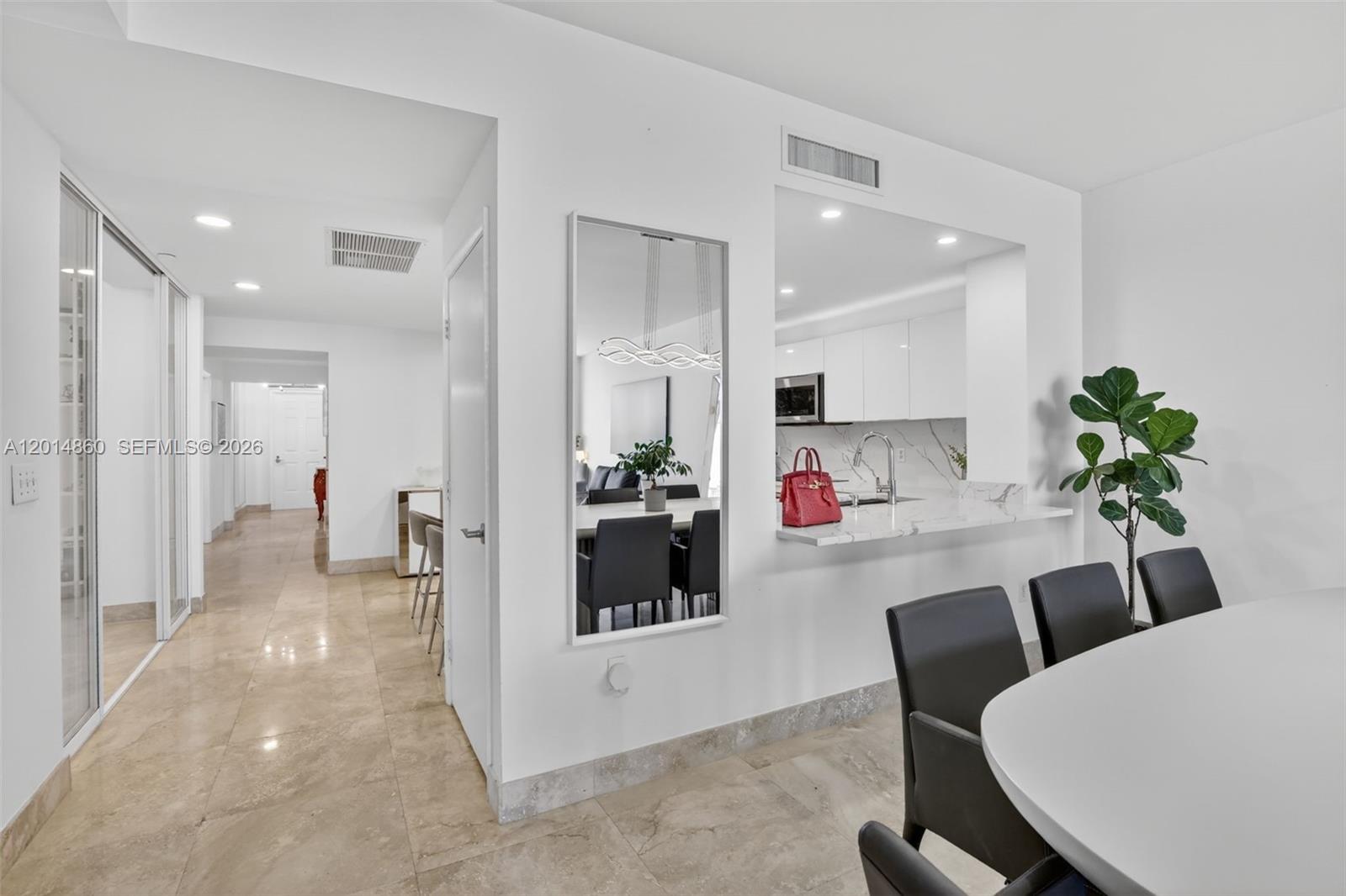 AVENTURA MARINA CONDO NUM - Residential