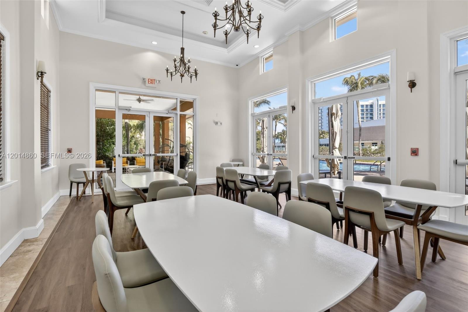 AVENTURA MARINA CONDO NUM - Residential