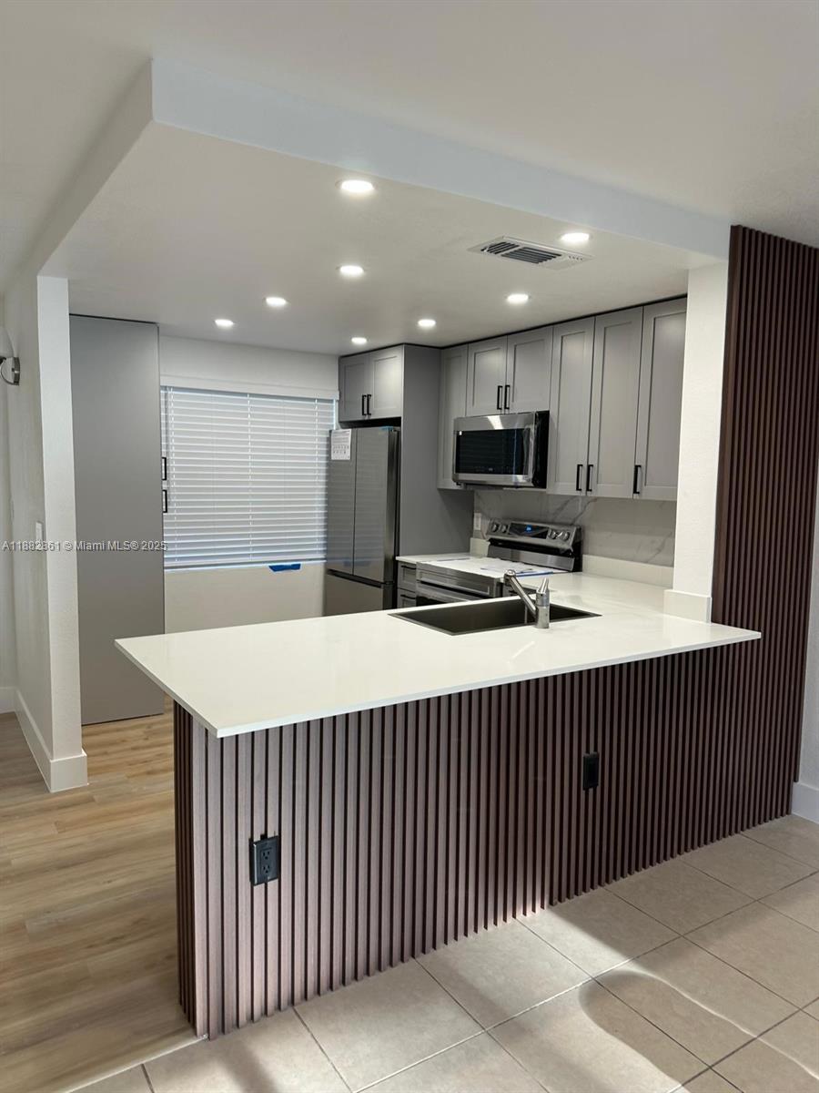 Villa Capri - Residential Lease