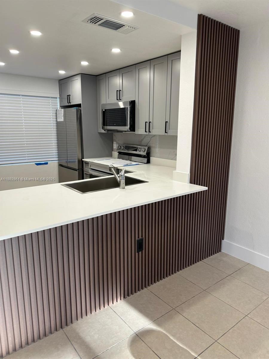 Villa Capri - Residential Lease