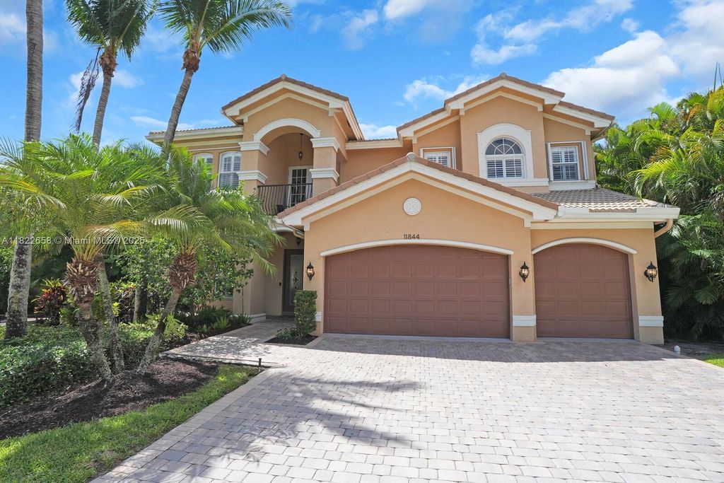 Photo of 11844 Foxbriar Lake Trl, Boynton Beach, FL 33473 (MLS # A11822658)