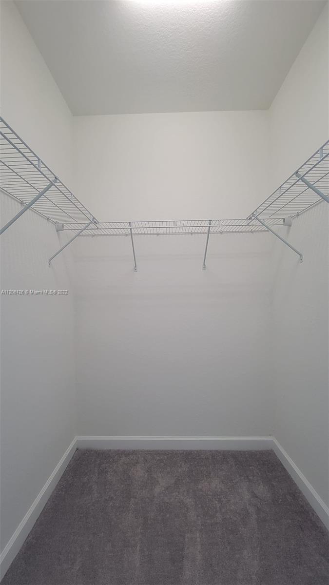PINE VISTA - Residential Lease