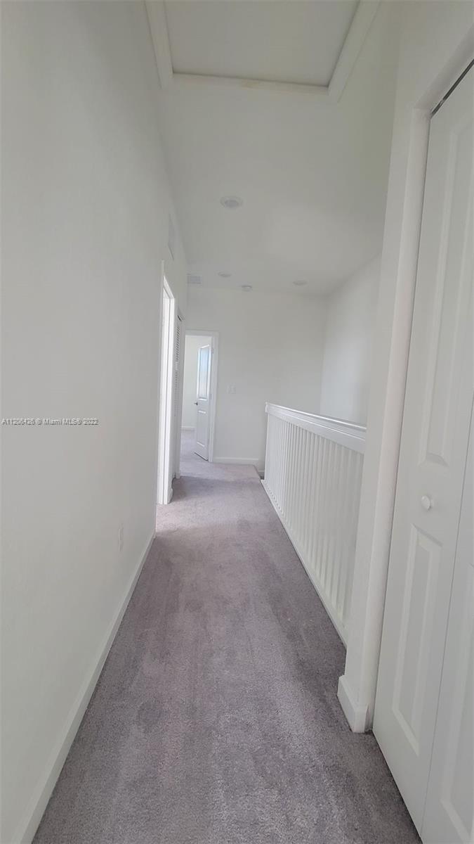 PINE VISTA - Residential Lease