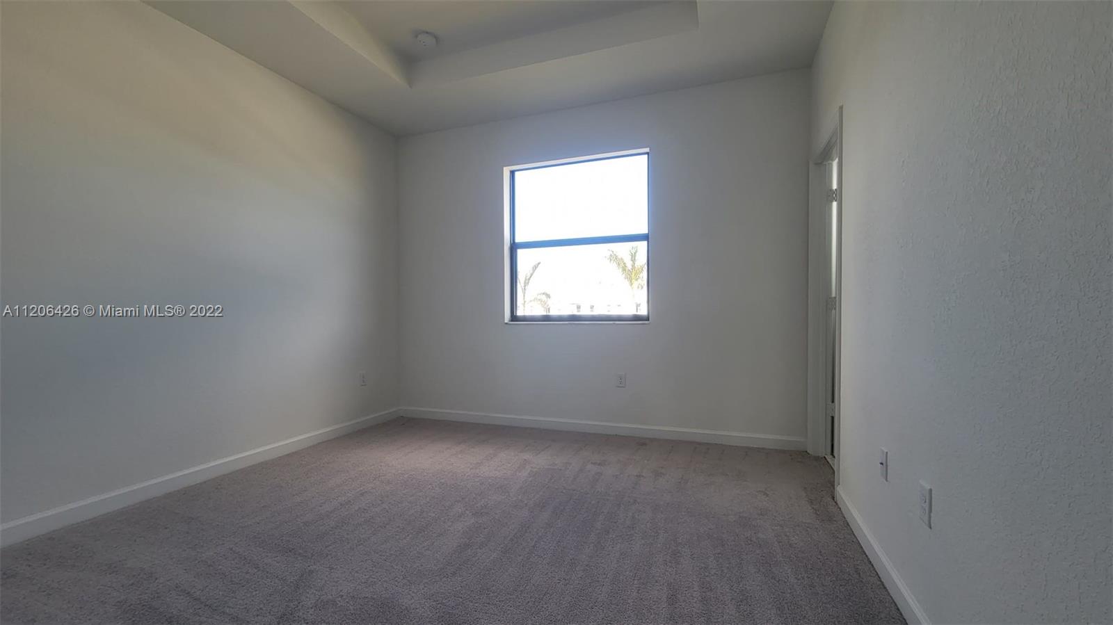 PINE VISTA - Residential Lease