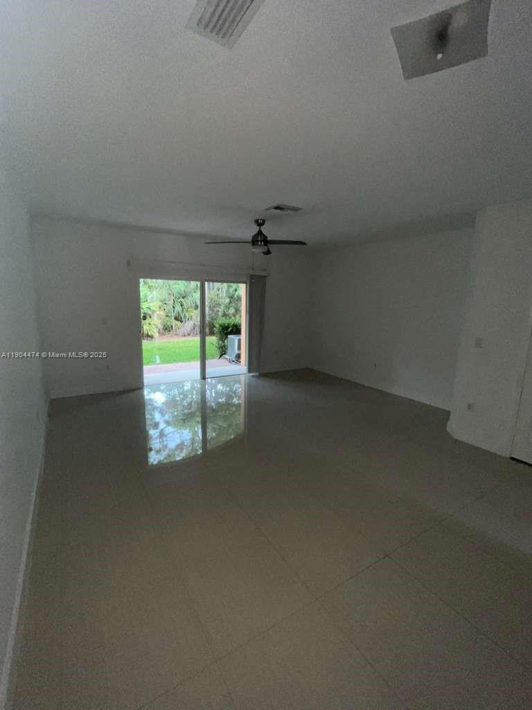 MARINER VILLAGE OF MARTIN - Residential Lease