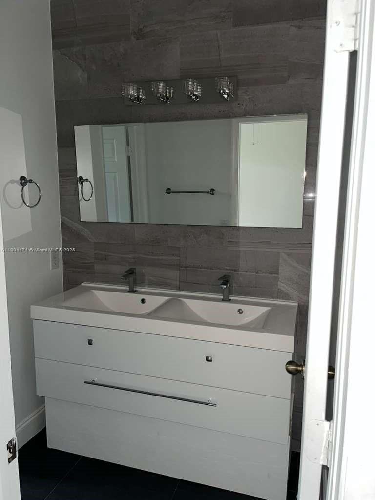 MARINER VILLAGE OF MARTIN - Residential Lease