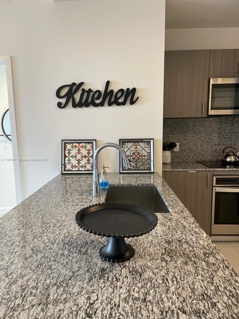 5350 PARK CONDO - Residential