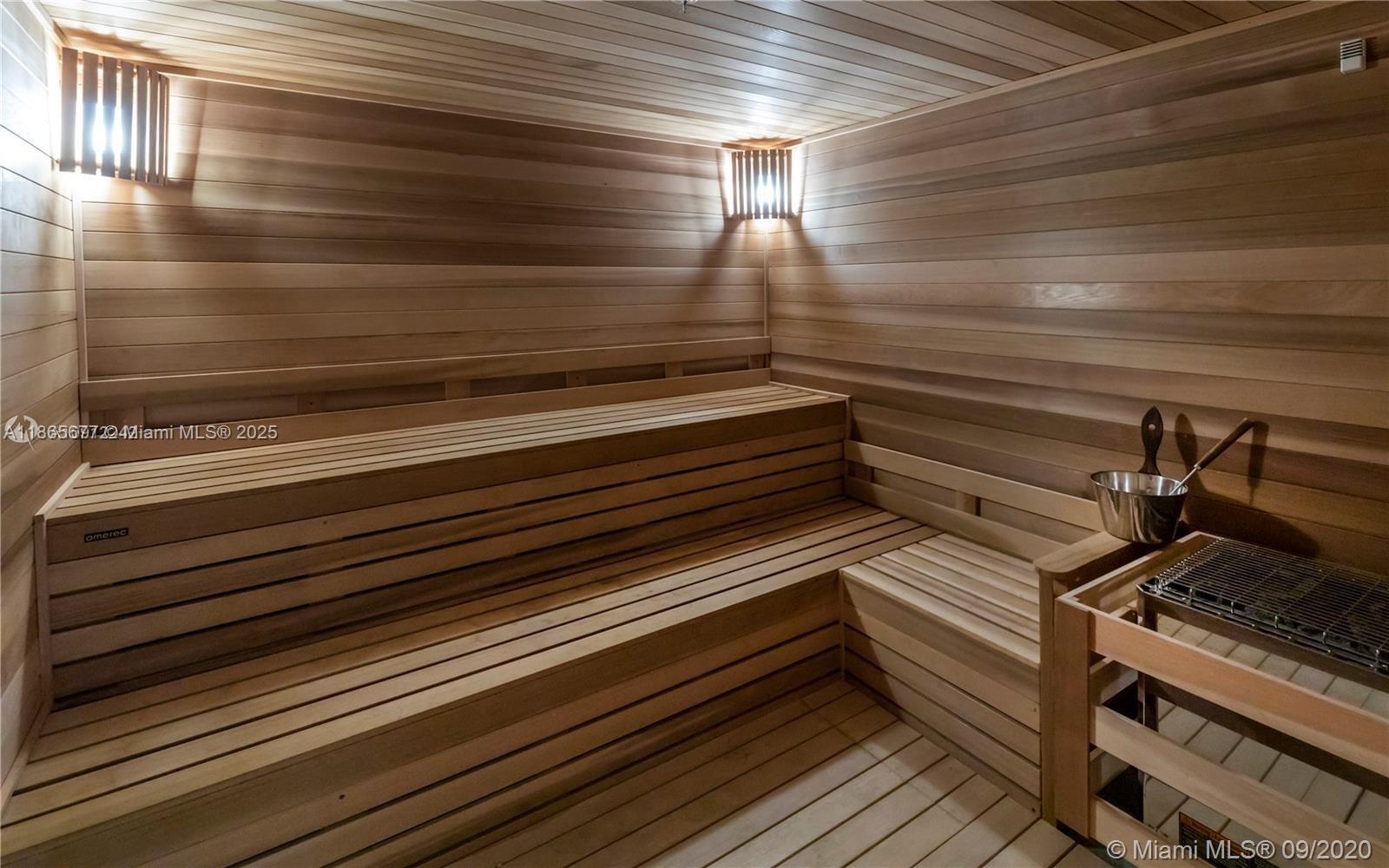 5350 PARK CONDO - Residential