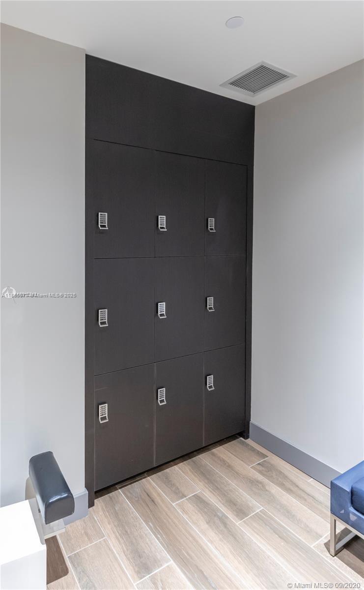 5350 PARK CONDO - Residential