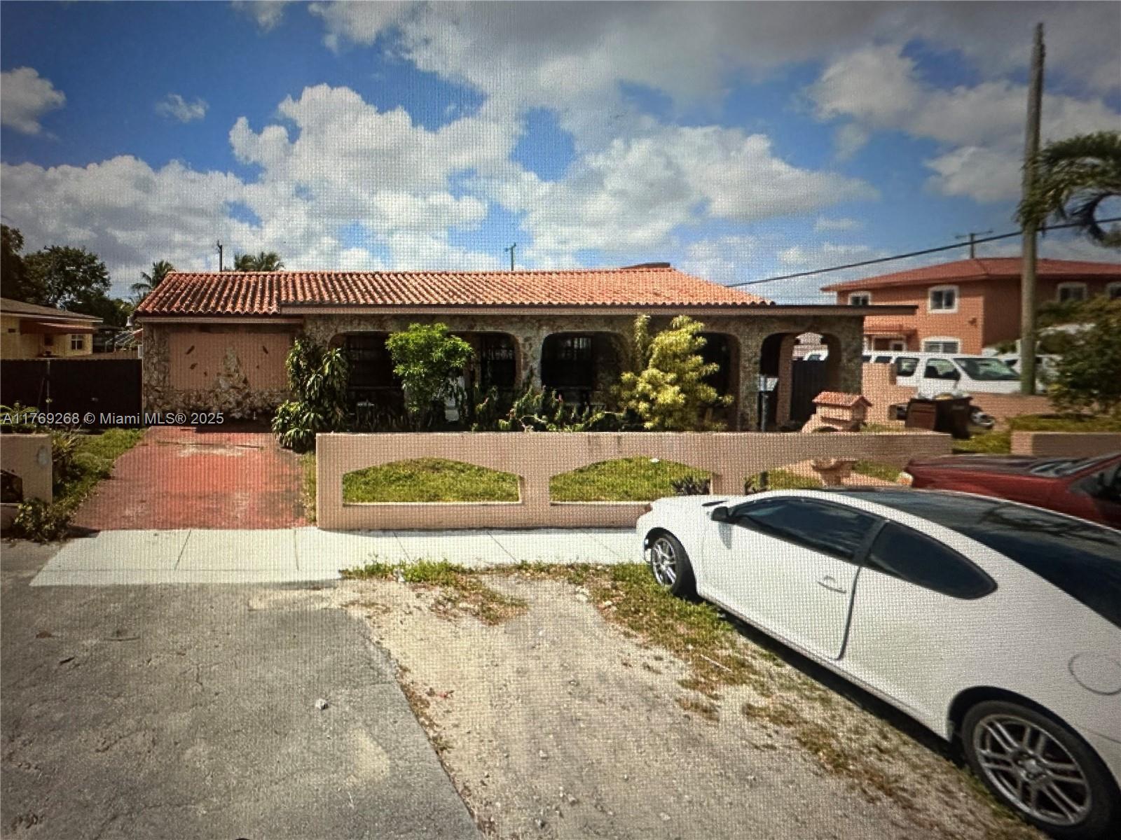 Property for Sale at Address Not Disclosed, Hialeah, Miami-Dade County, Florida - Bedrooms: 5 
Bathrooms: 4  - $770,000