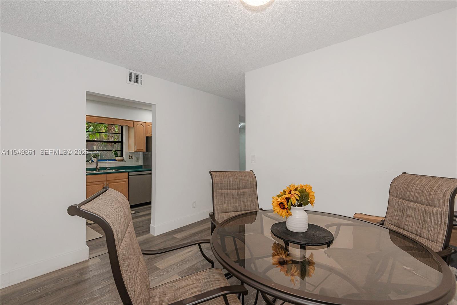 WESTVIEW CONDOMINIUM NO T - Residential