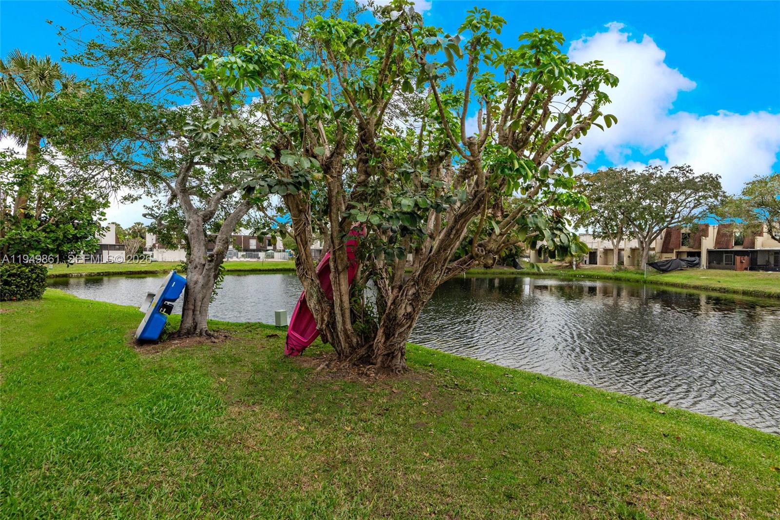 WESTVIEW CONDOMINIUM NO T - Residential