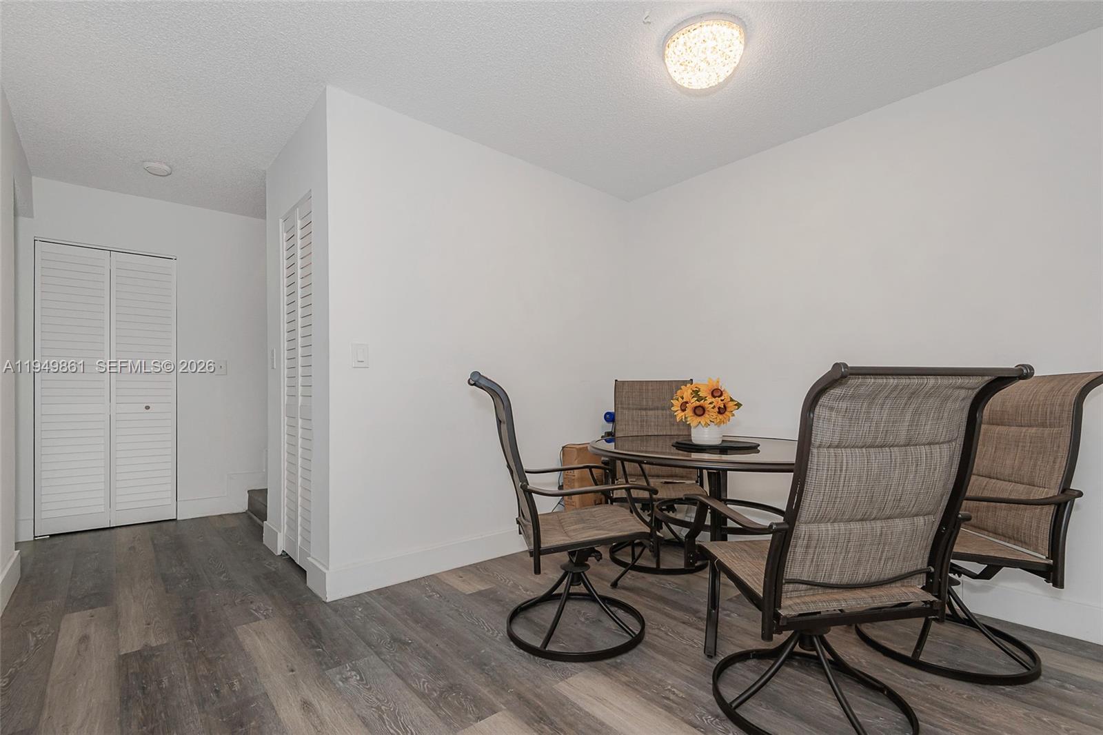 WESTVIEW CONDOMINIUM NO T - Residential