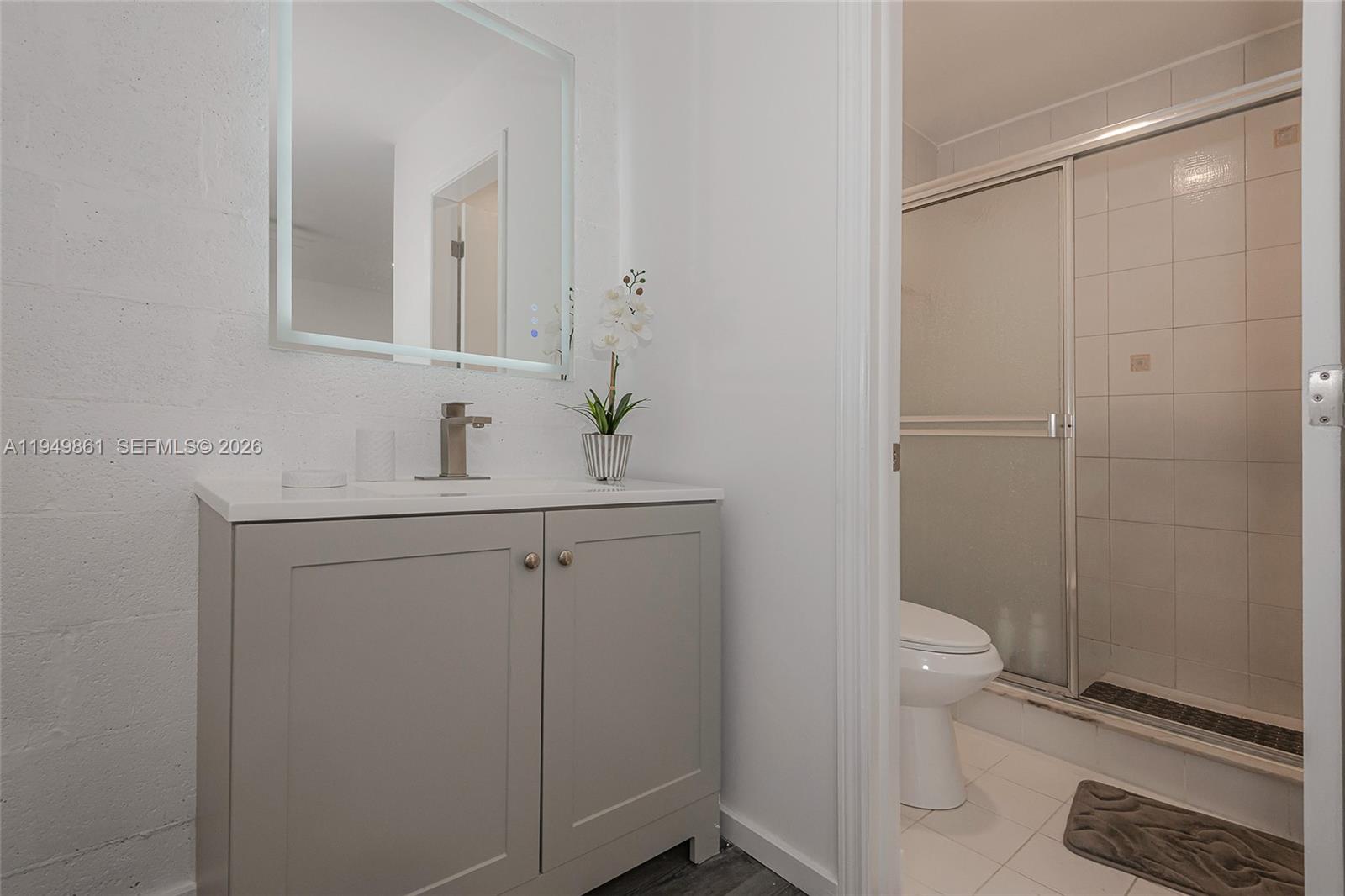 WESTVIEW CONDOMINIUM NO T - Residential