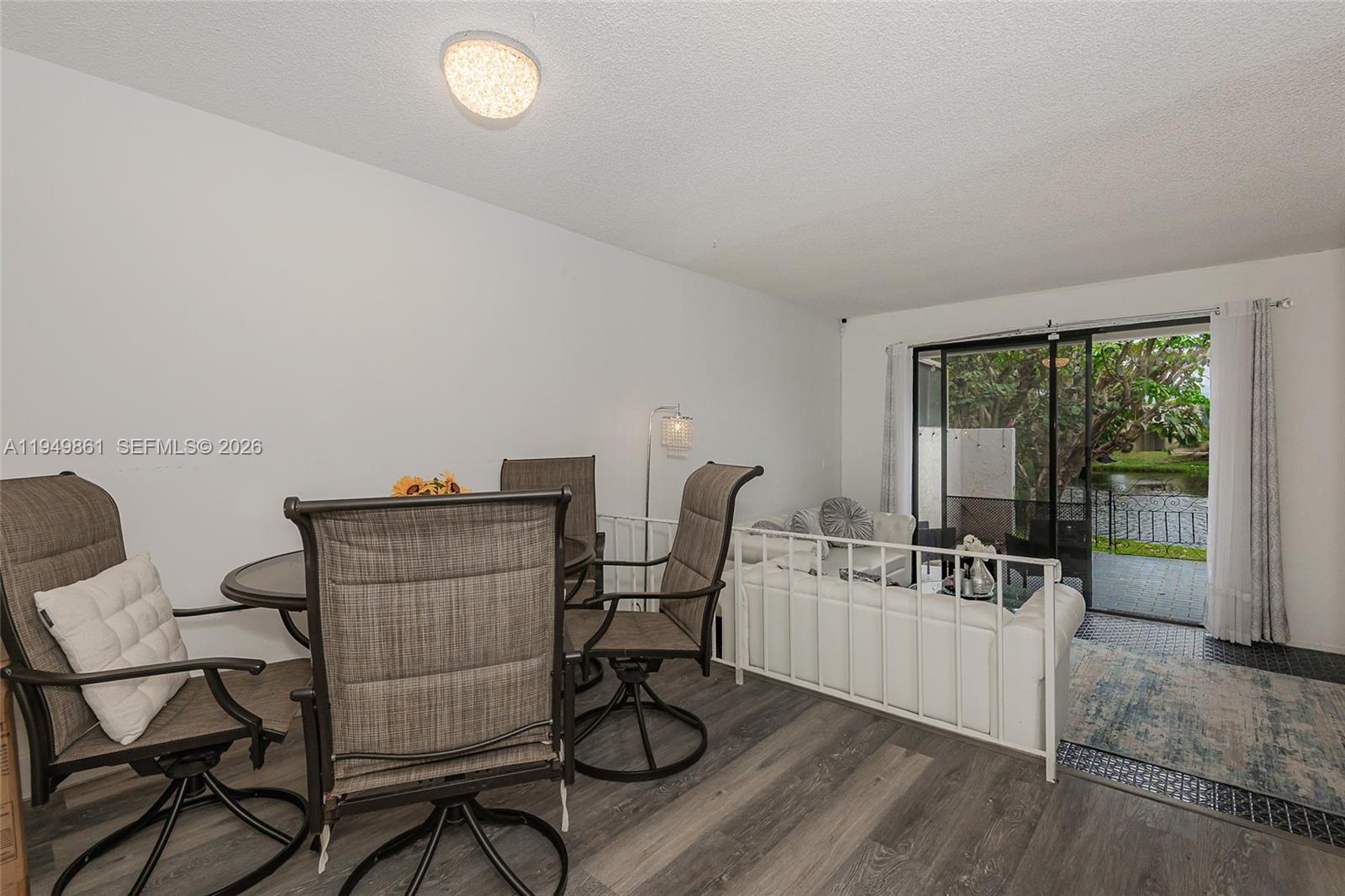 WESTVIEW CONDOMINIUM NO T - Residential