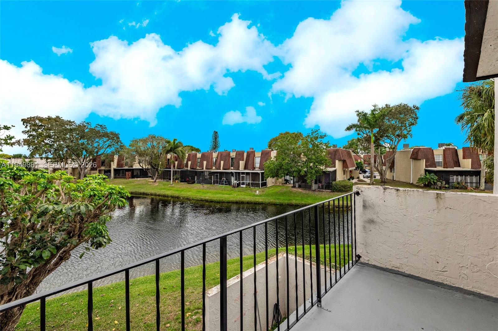 WESTVIEW CONDOMINIUM NO T - Residential