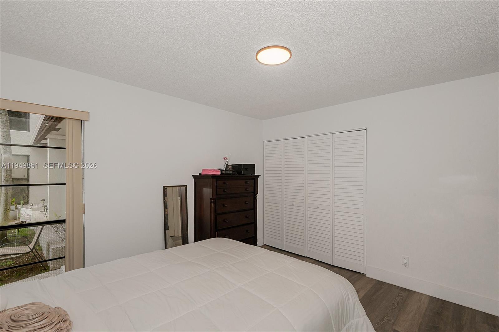 WESTVIEW CONDOMINIUM NO T - Residential