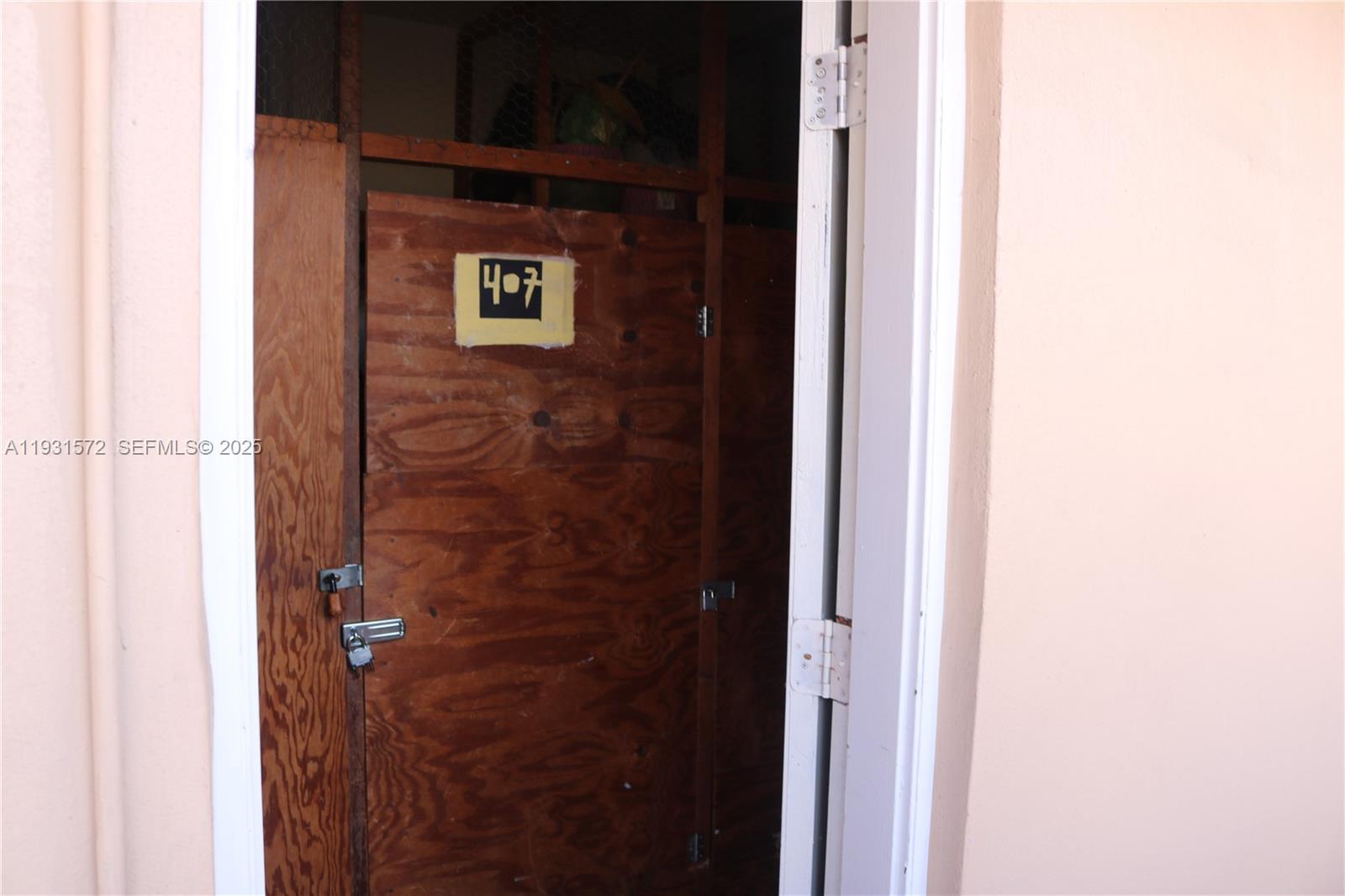 ROLLING GREEN CONDO F - Residential