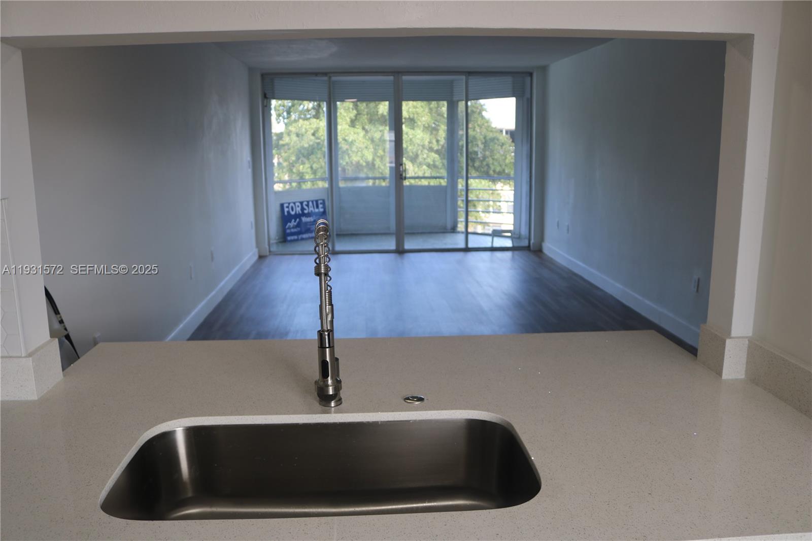 ROLLING GREEN CONDO F - Residential