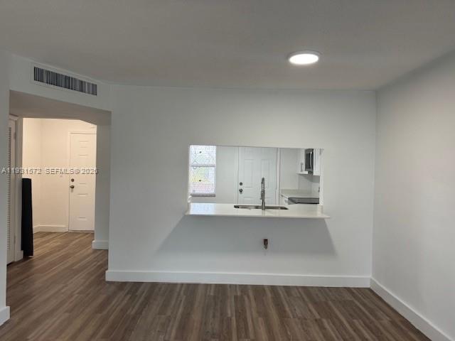 ROLLING GREEN CONDO F - Residential