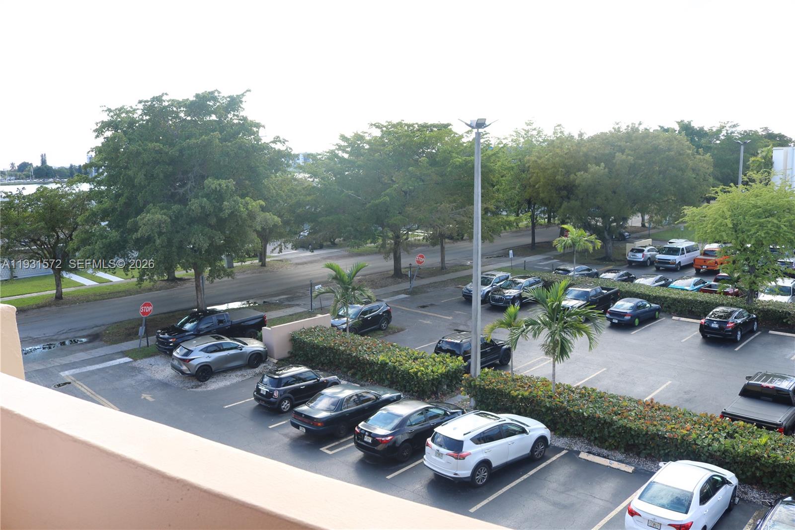 ROLLING GREEN CONDO F - Residential