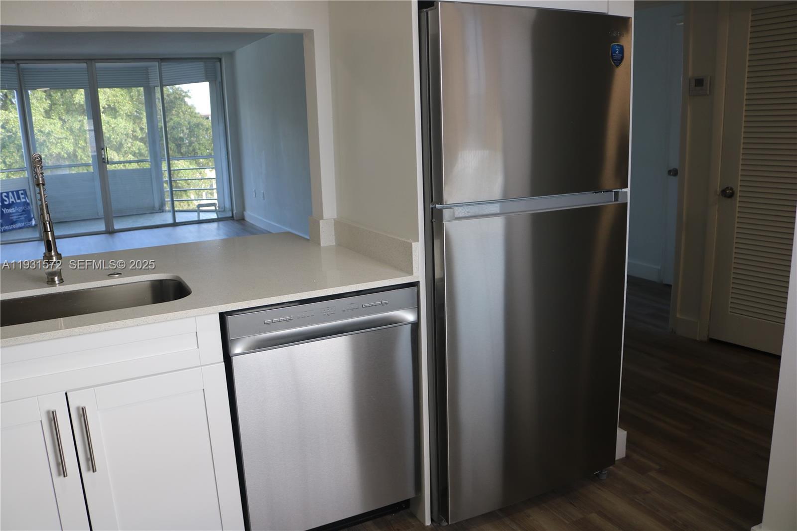 ROLLING GREEN CONDO F - Residential