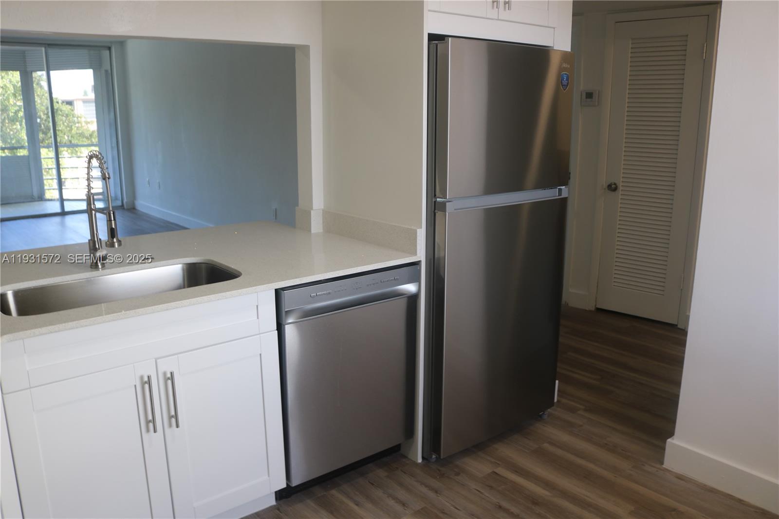 ROLLING GREEN CONDO F - Residential