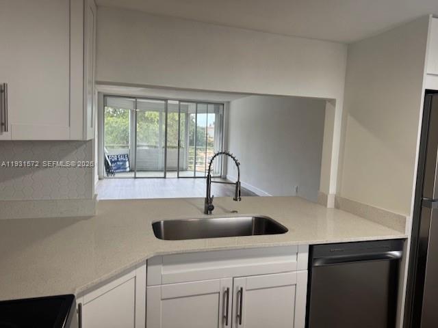 ROLLING GREEN CONDO F - Residential