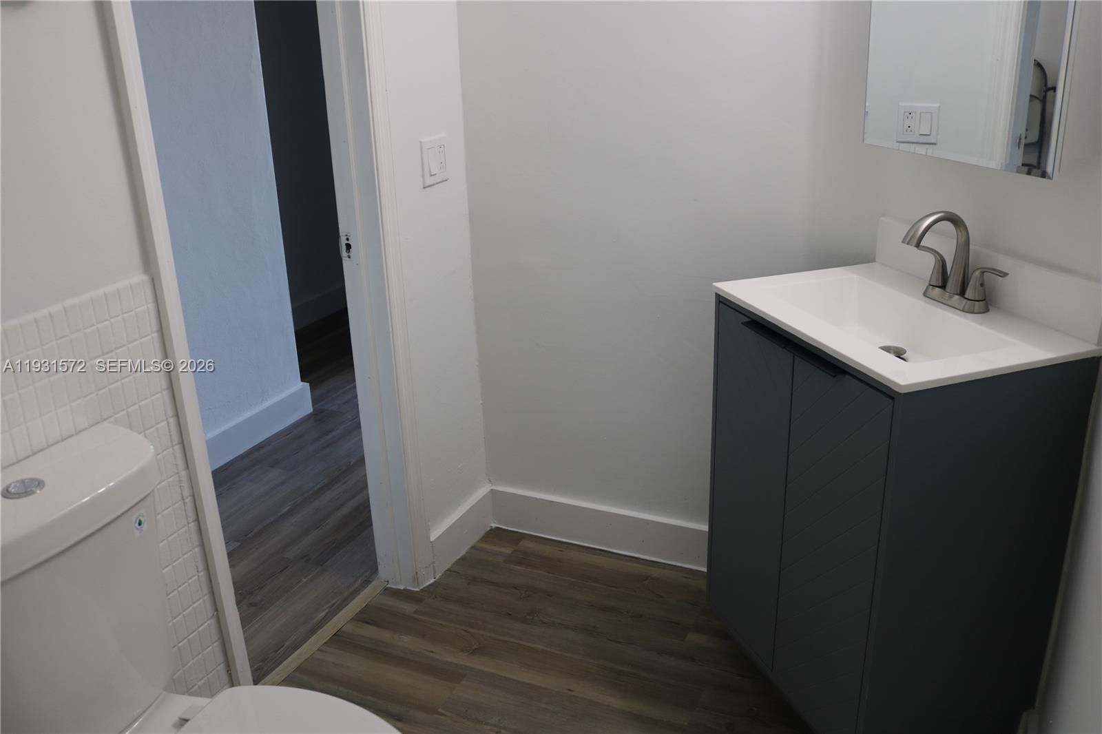 ROLLING GREEN CONDO F - Residential