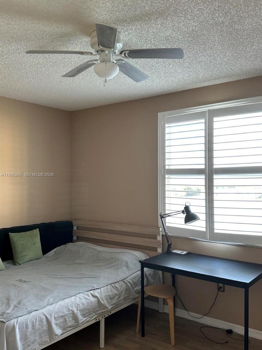 PORTO BELLAGIO CONDO - Residential