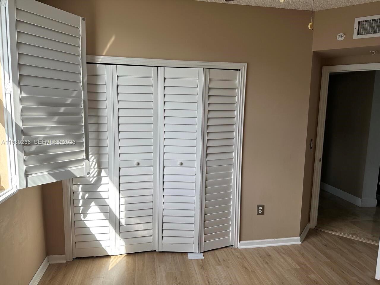 PORTO BELLAGIO CONDO - Residential