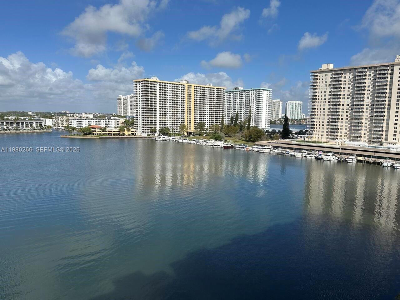 PORTO BELLAGIO CONDO - Residential
