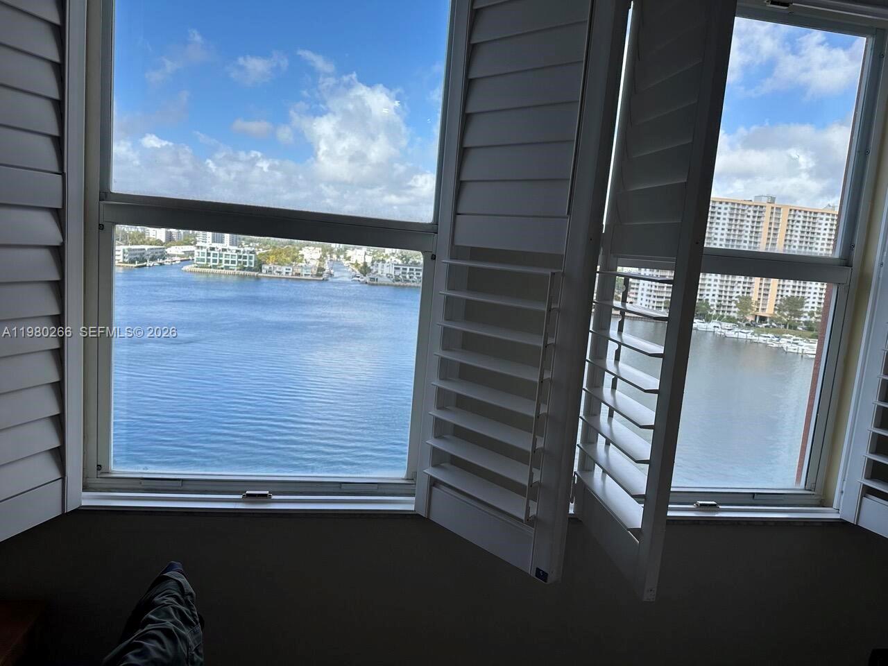 PORTO BELLAGIO CONDO - Residential