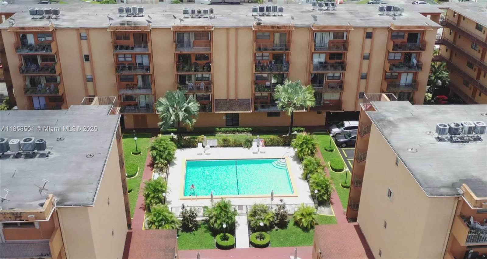 WESTLAND CONDO - Residential